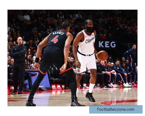 阿伦回归焕发新能量双塔联手骑士攻防无解哈登全面统治比赛